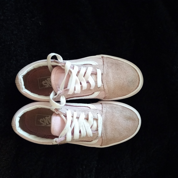 Shoes - Picture 3 of 3